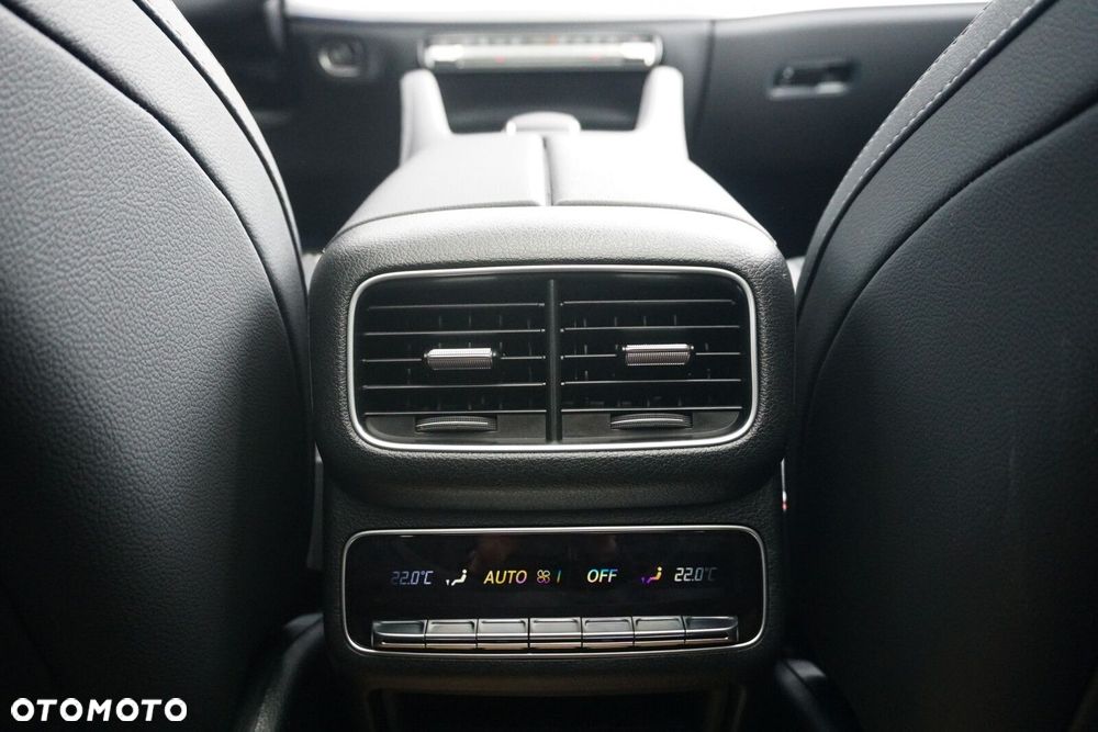 Mercedes-Benz GLE - 19