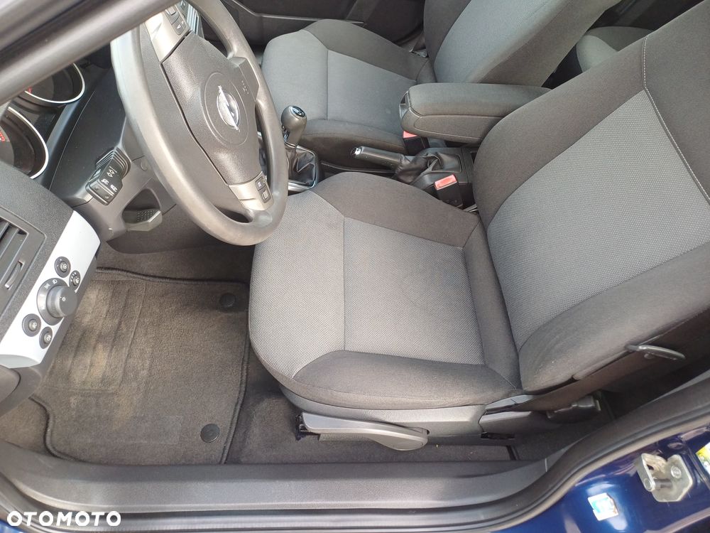 Opel Astra 1.6 - 7