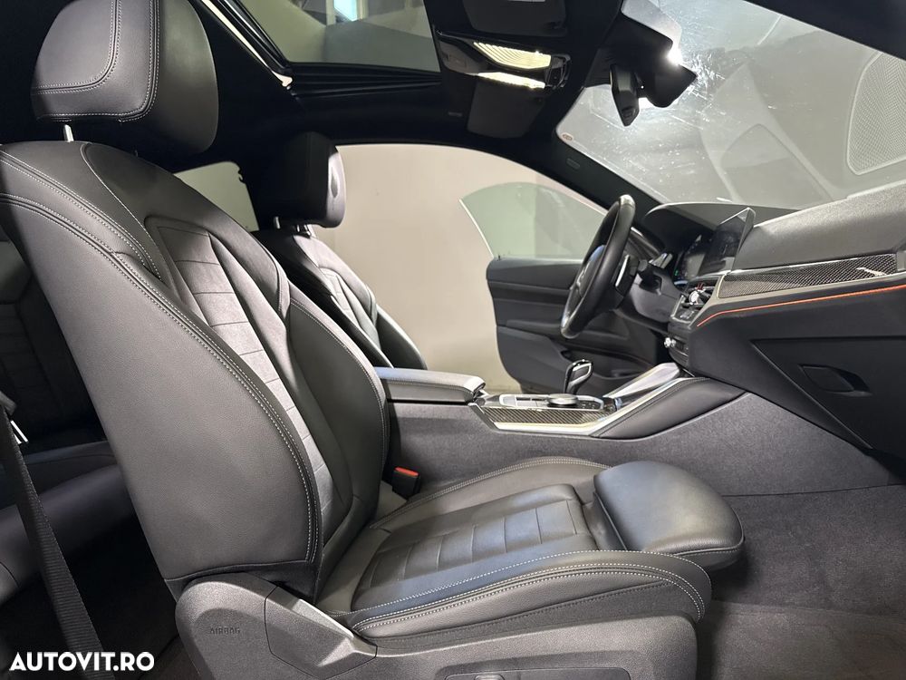 BMW M4 M440i xDrive - 12