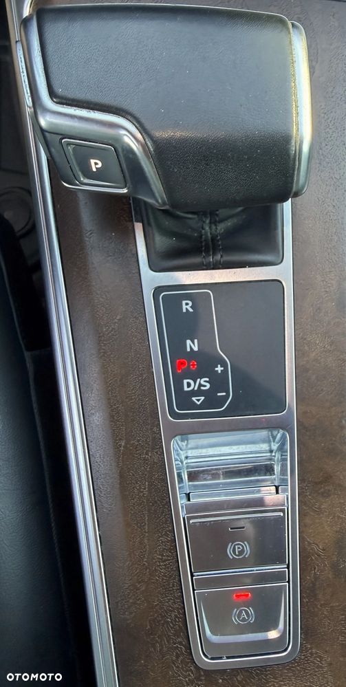 Audi A6 Avant 50 TDI mHEV Quattro Sport Tiptronic - 32