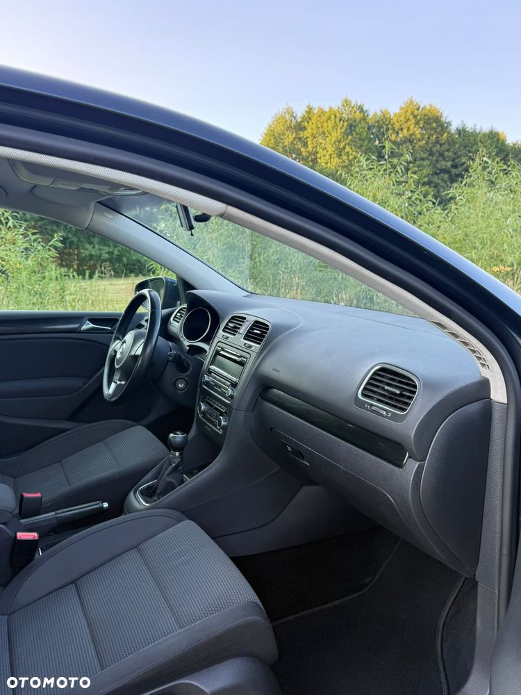 Volkswagen Golf 1.6 TDI Comfortline - 21