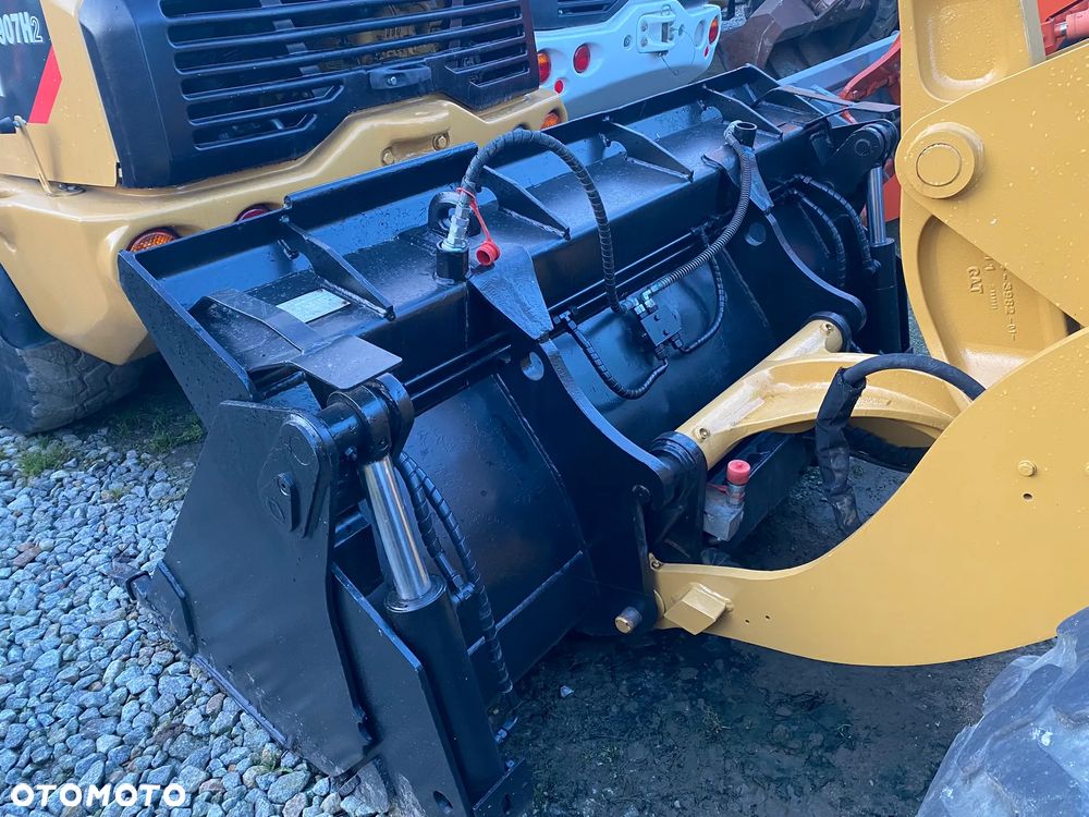 Caterpillar CAT 908H, BEZ DPF-A, ŁYŻKA OTWIERANA + WIDŁY, z NIEMIEC, SUPER STAN, - 15