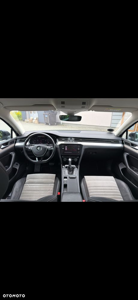 Volkswagen Passat 2.0 TDI SCR DSG - 18