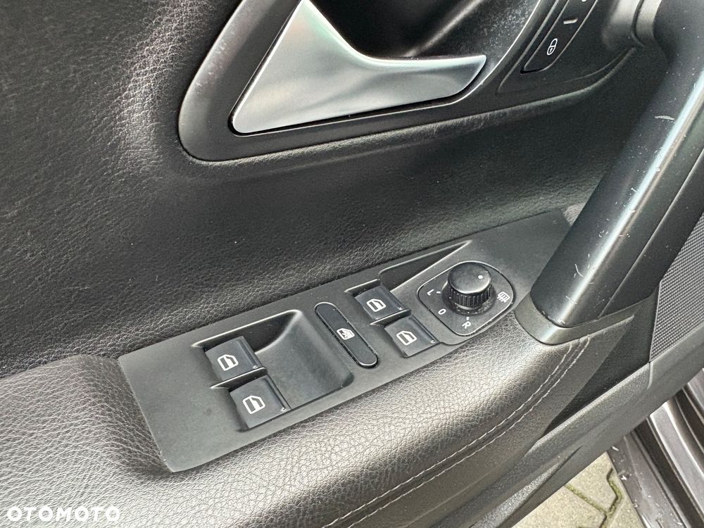 Volkswagen Passat CC - 14