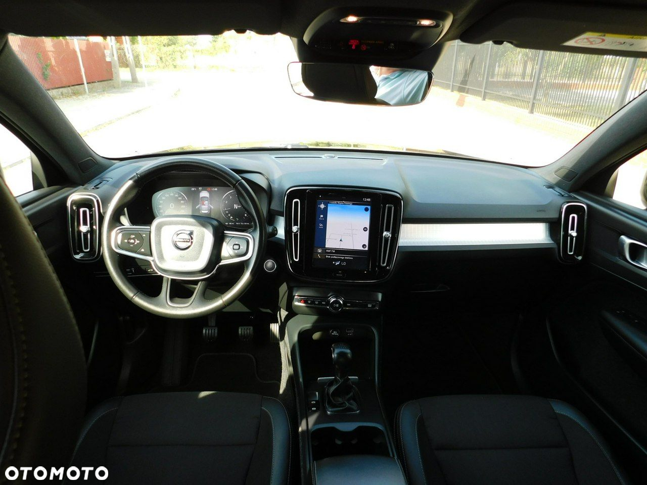 Volvo XC 40 T3 Momentum - 9