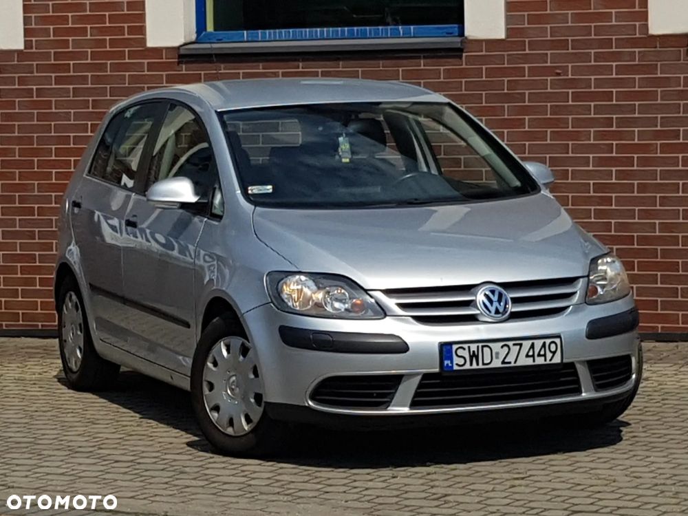 Volkswagen Golf Plus 1.6 Comfortline Tiptr - 3