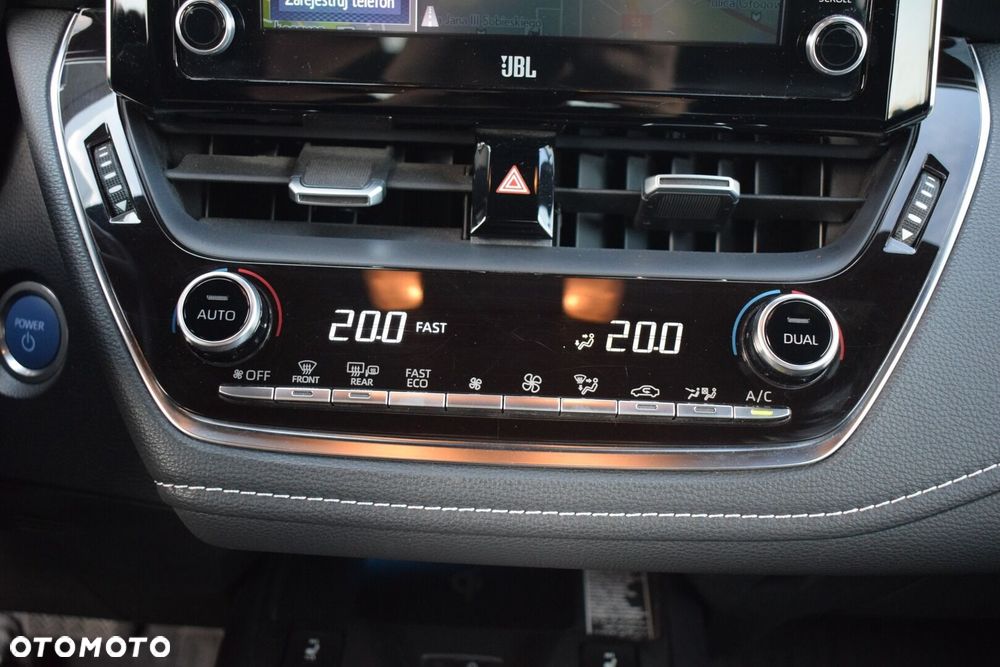 Toyota Corolla - 19