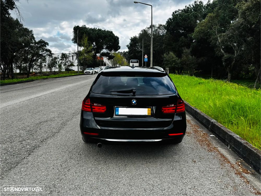 BMW 320 d Luxury Line - 4