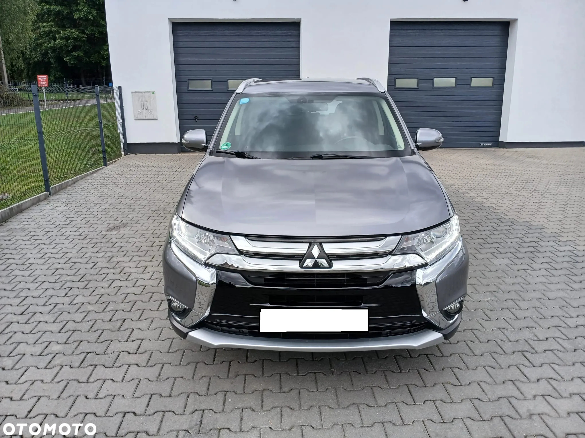 Mitsubishi Outlander 2.0 2WD Diamant - 4