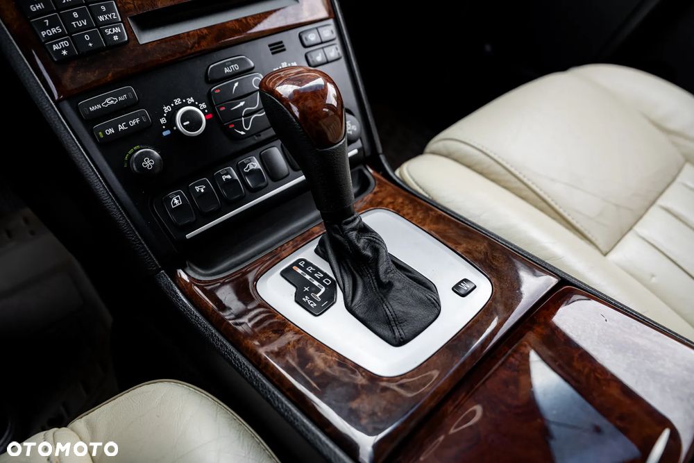 Volvo XC 90 D5 AWD Executive - 21