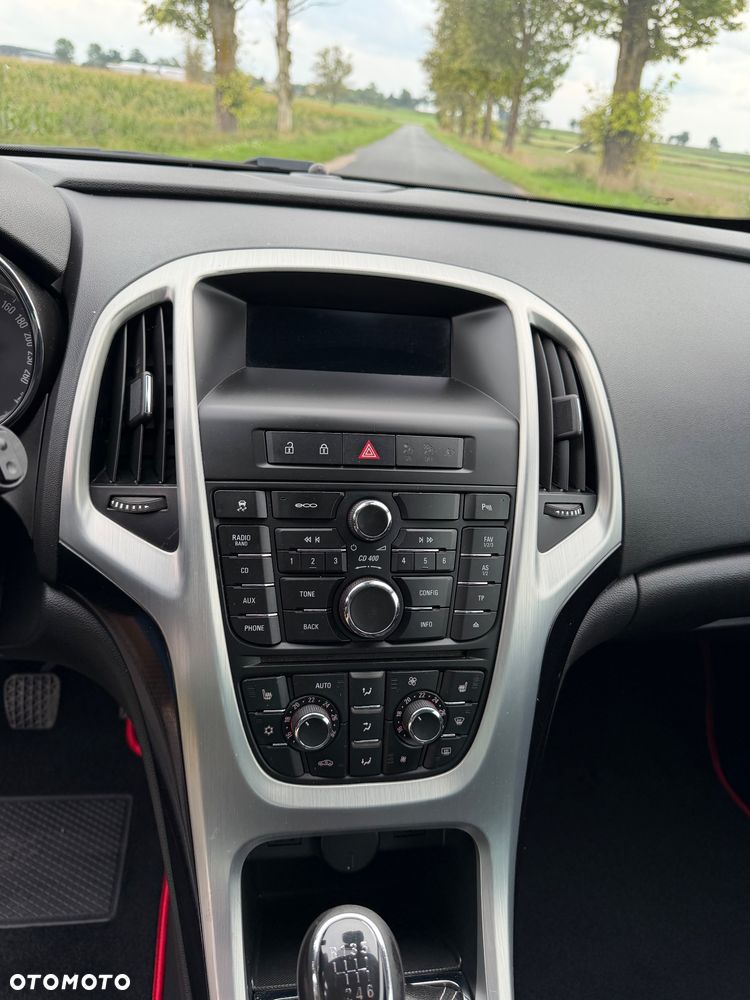 Opel Astra - 11
