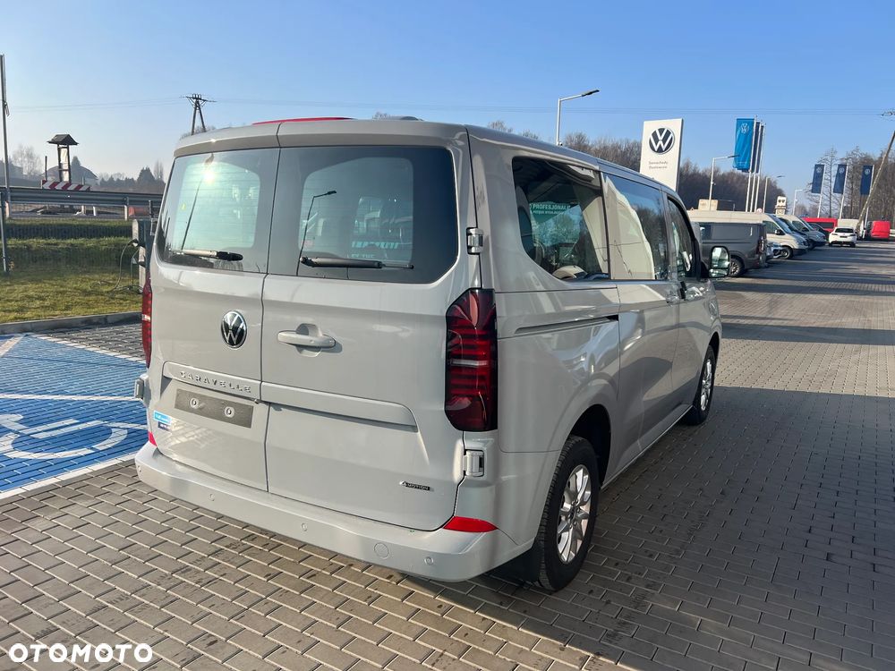 Volkswagen Caravelle - 4