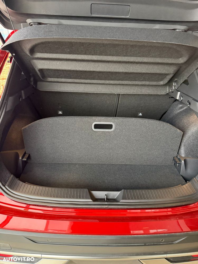 Nissan Qashqai 1.3 l MHEV X-Tronic N-Connecta - 13