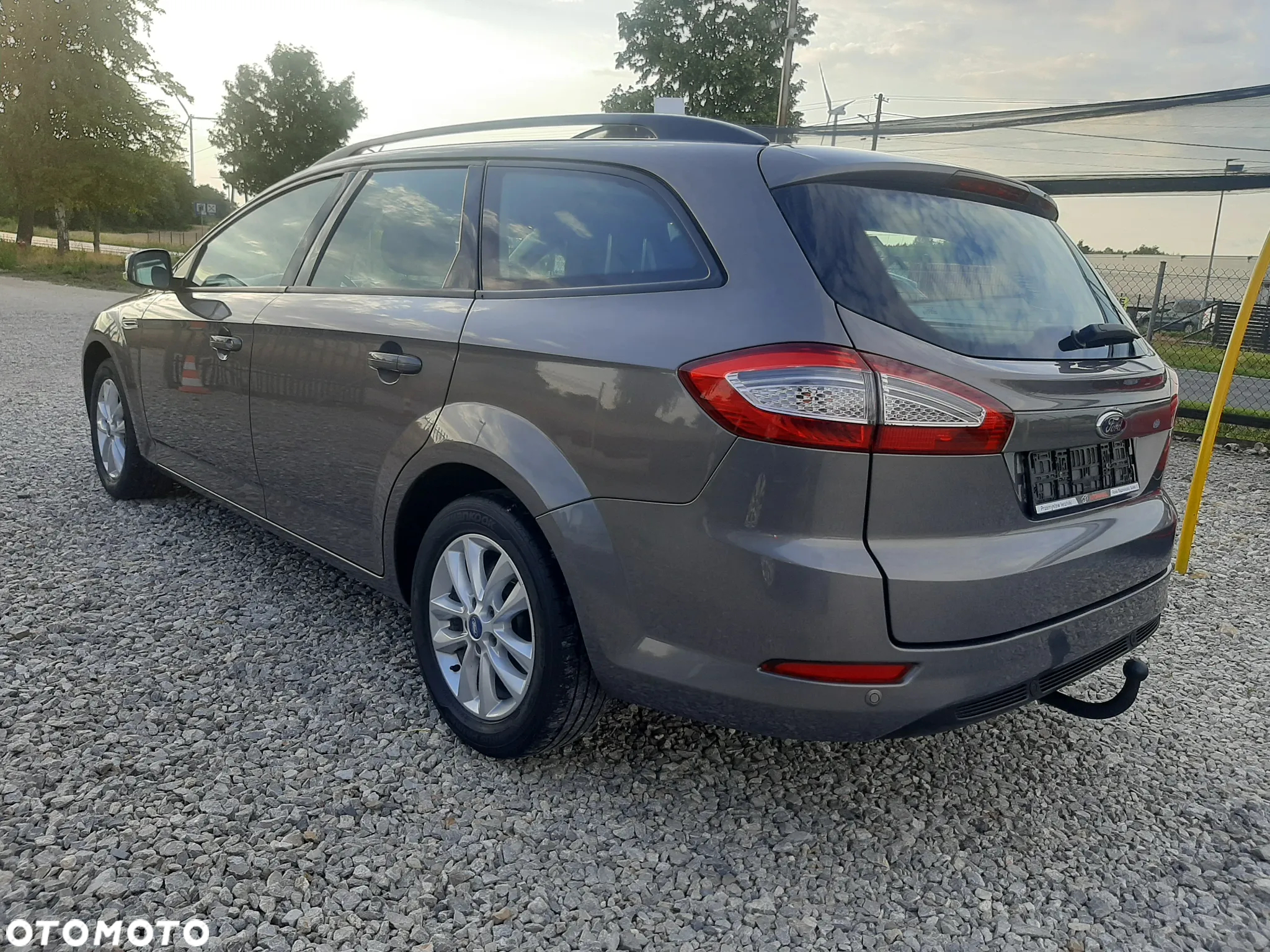 Ford Mondeo Turnier 2.0 TDCi Ambiente - 4