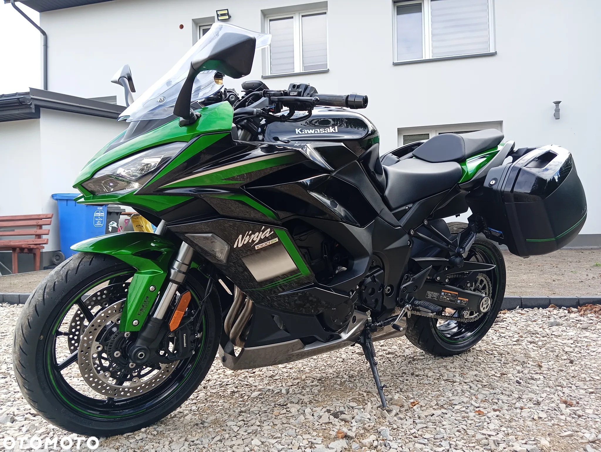 Kawasaki Ninja 1000 SX - 9