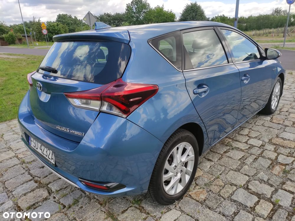 Toyota Auris - 4
