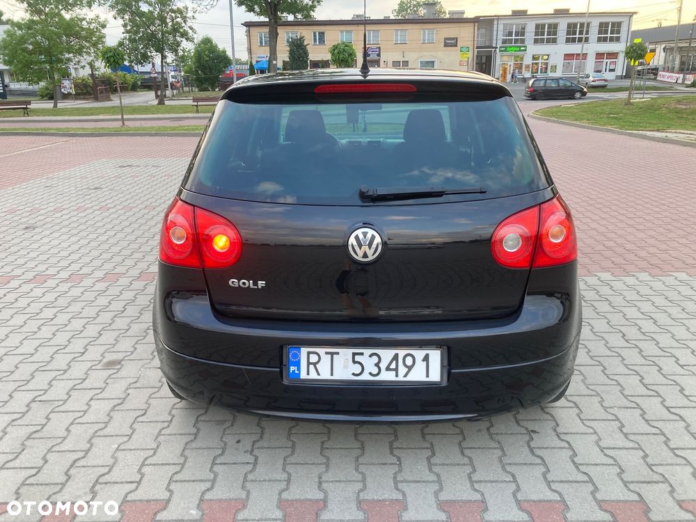 Volkswagen Golf 1.6 Comfortline - 5