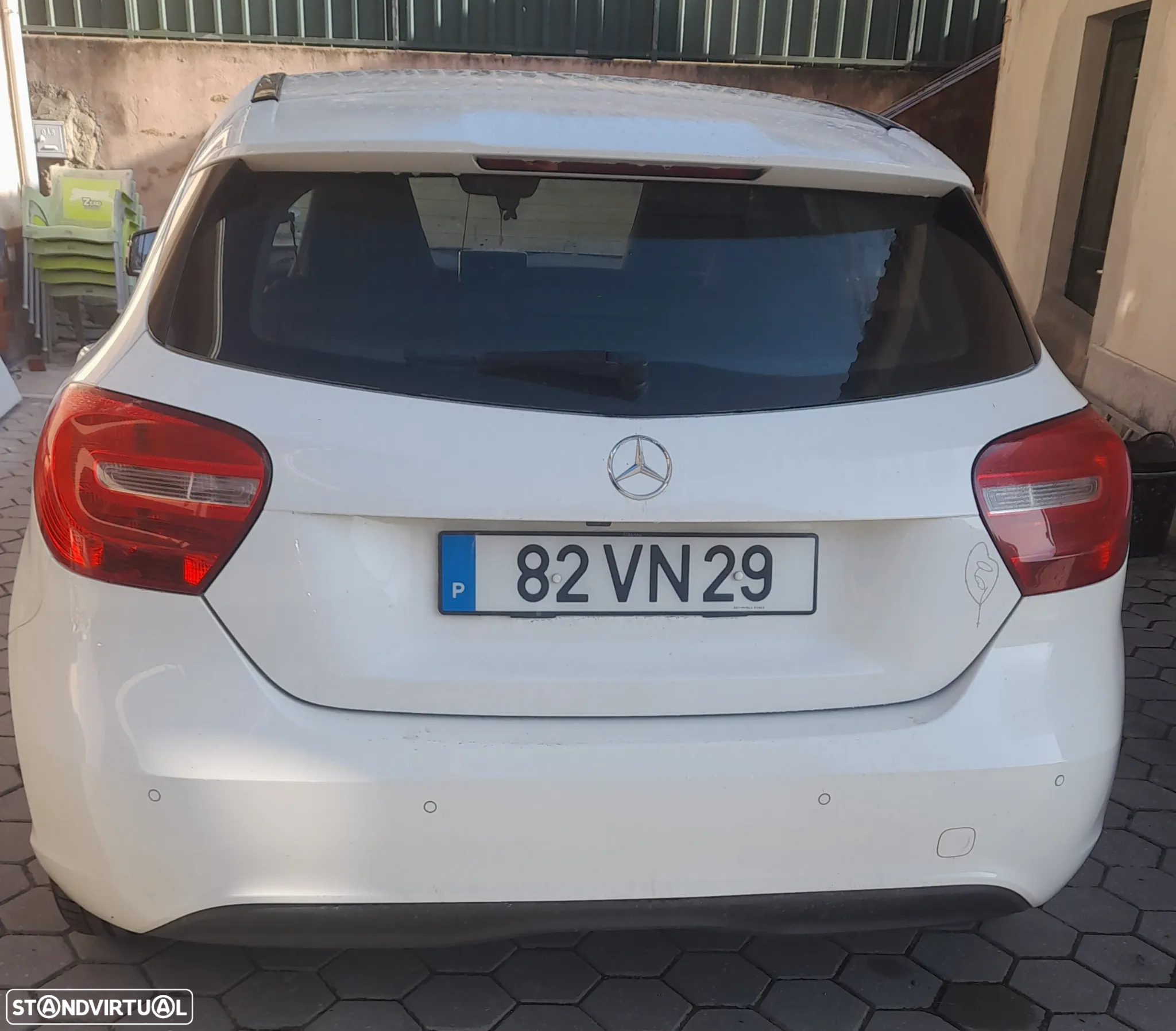 Mercedes-Benz A 180 CDI (BlueEFFICIENCY) Urban - 5