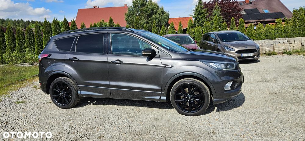 Ford Kuga 2.0 TDCi 2x4 ST-Line - 3