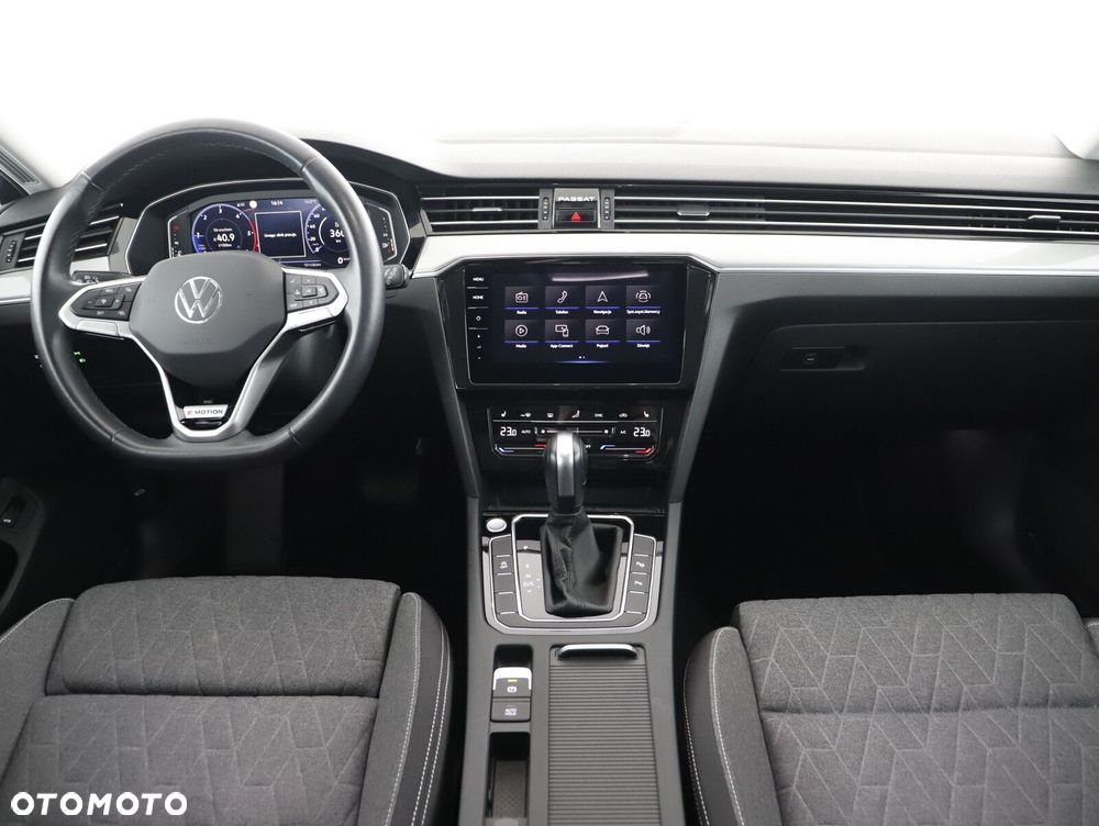 Volkswagen Passat Variant 2.0 TDI 4Mot Elegance DSG - 12