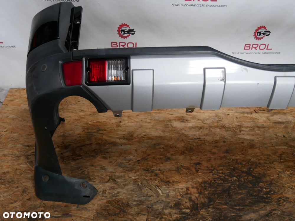 ZDERZAK TYLNY MITSUBISHI SHOGUN PAJERO IV  PDC - 8