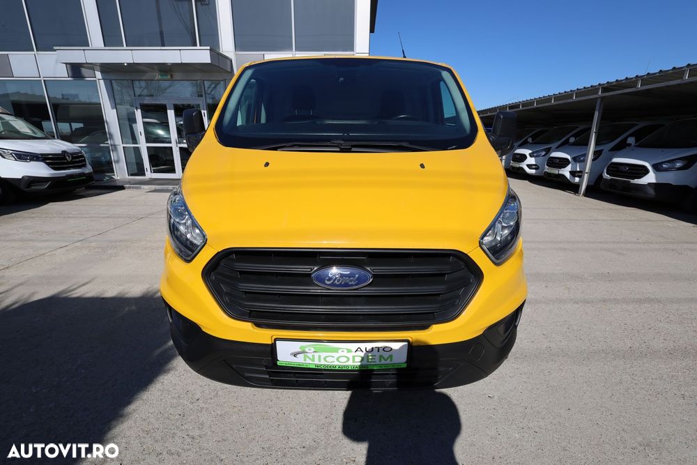 Ford Custom L2H1 - 9