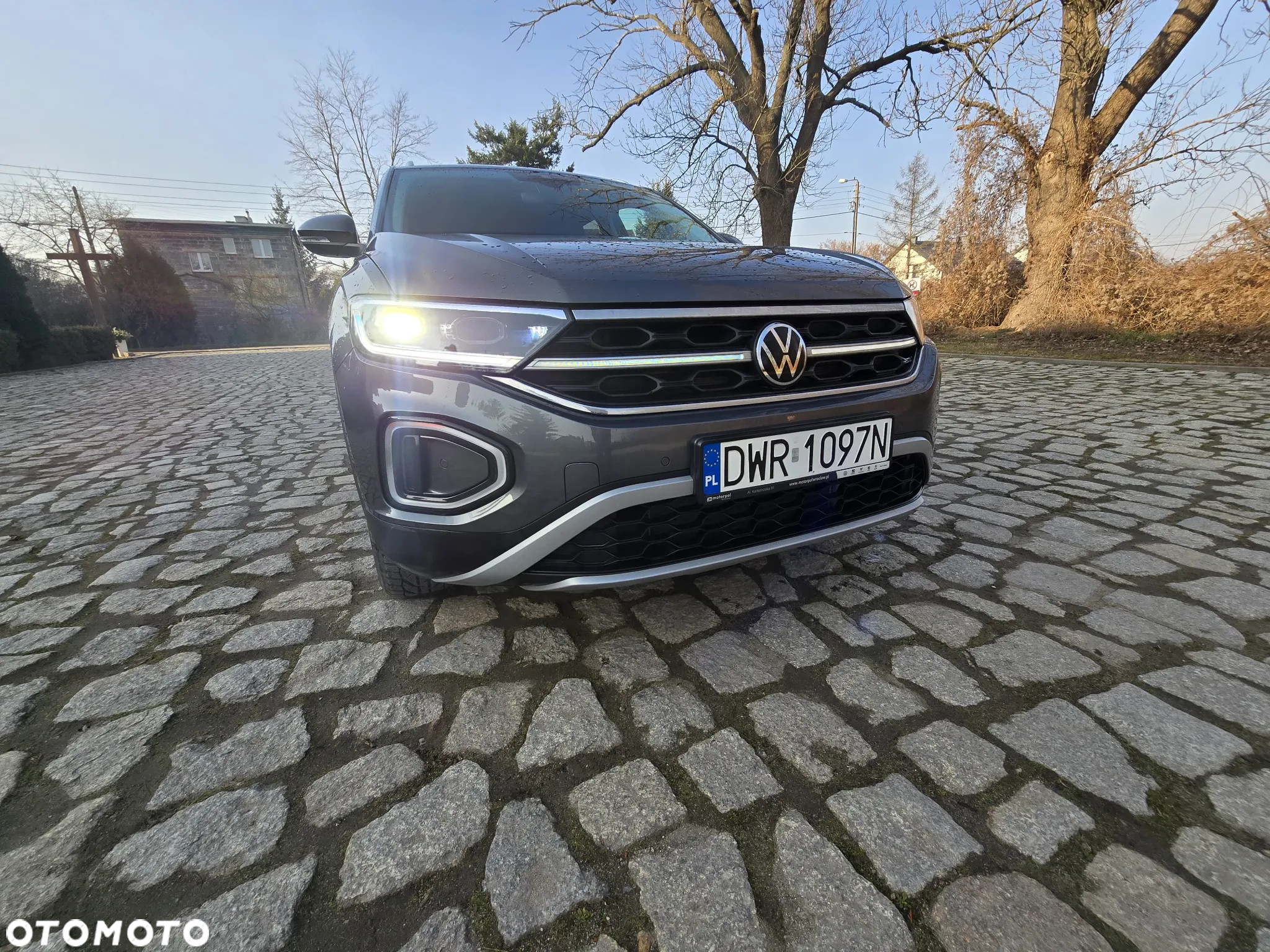 Volkswagen T-Roc 1.5 TSI Style DSG - 2