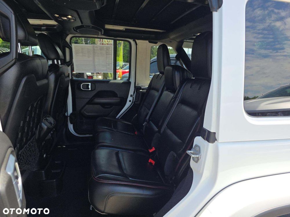 Jeep Wrangler 3.6 Unlim Rubicon - 12