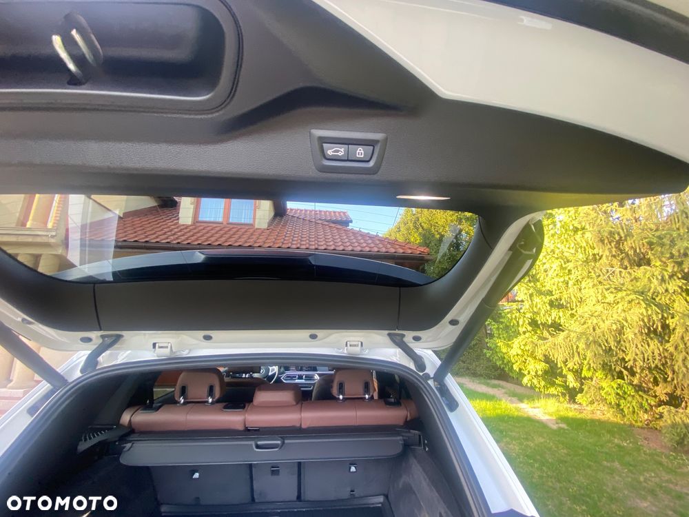 BMW X5 xDrive40i - 11
