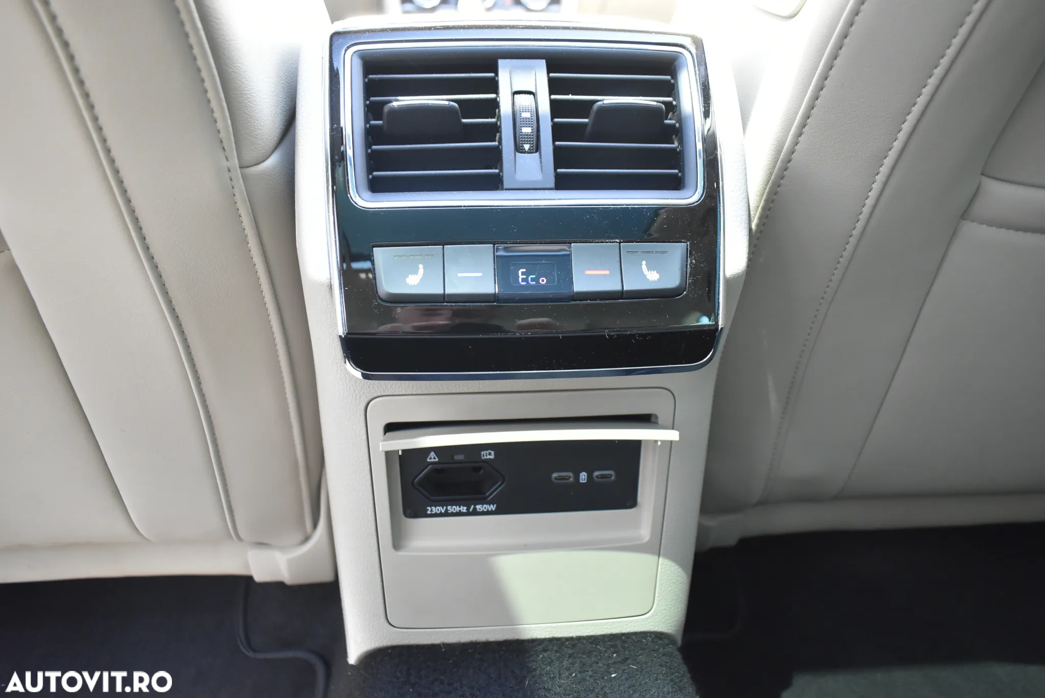 Skoda Superb Combi 1.4 TSI iV DSG L&K - 18