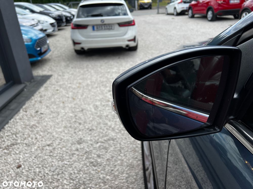 Ford Kuga 1.5 EcoBoost 2x4 Titanium - 27