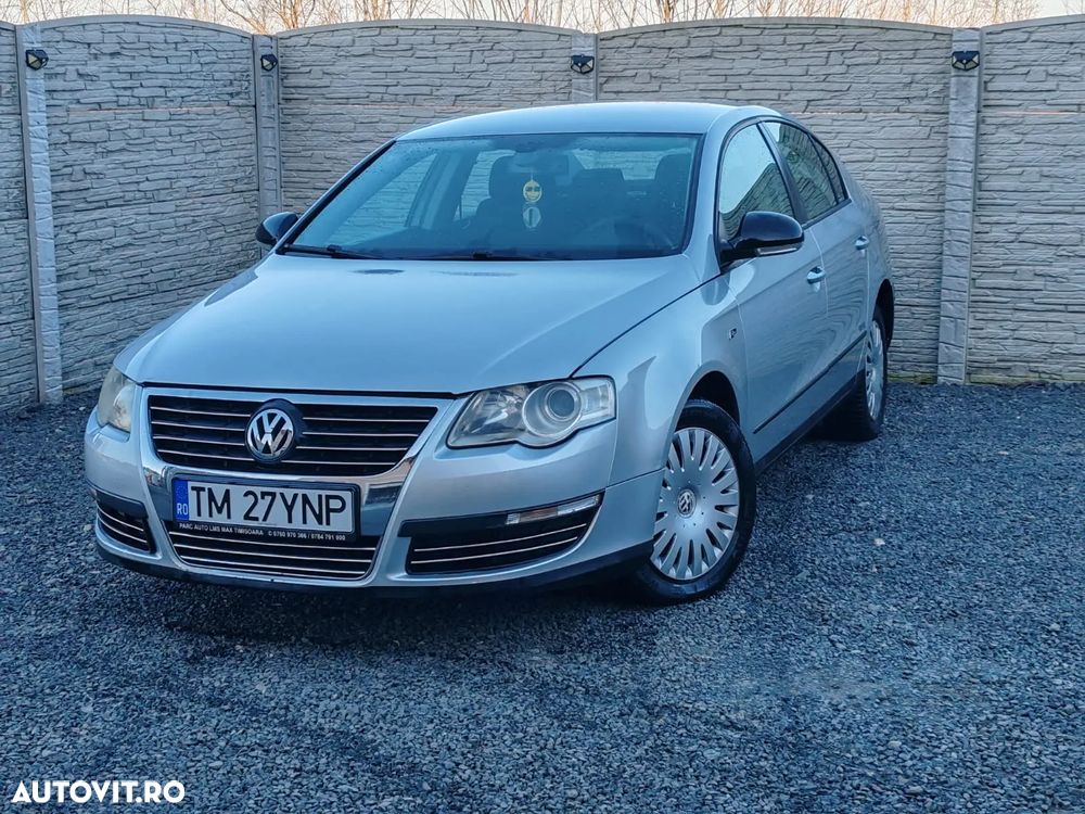 Volkswagen Passat - 1
