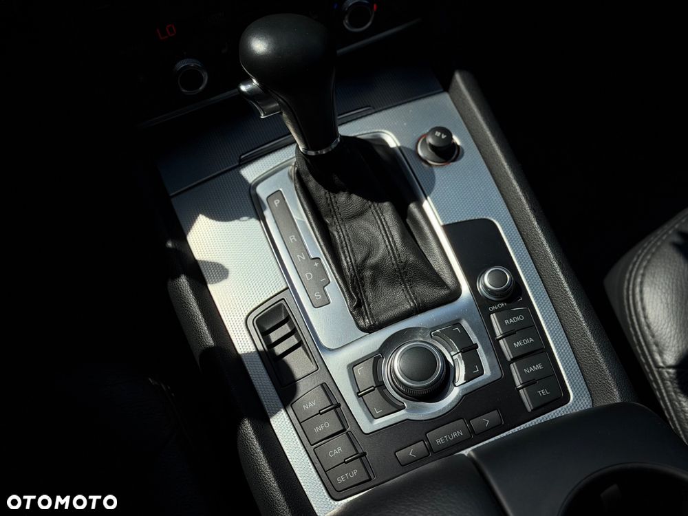 Audi Q7 3.0 TDI DPF clean diesel Quattro Tiptronic - 26