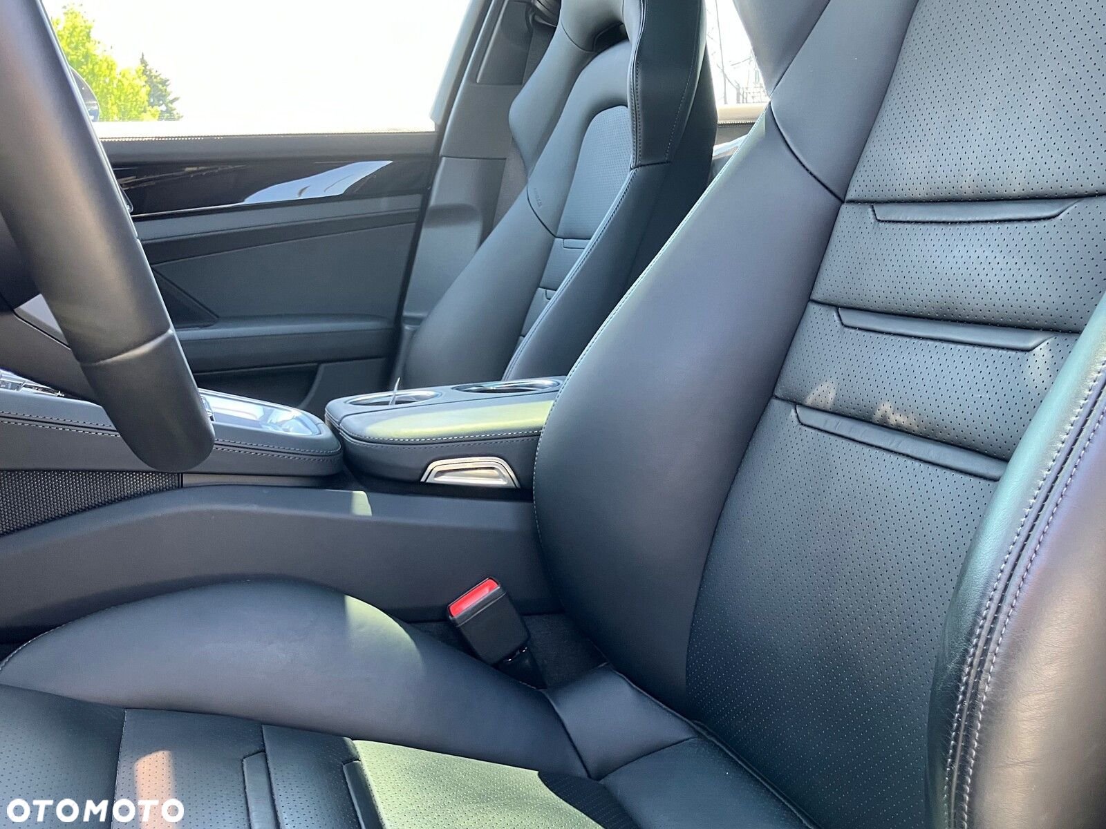 Porsche Panamera - 18