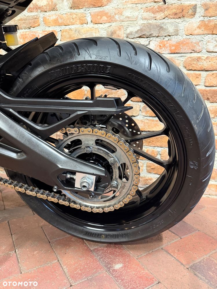 Yamaha MT - 25