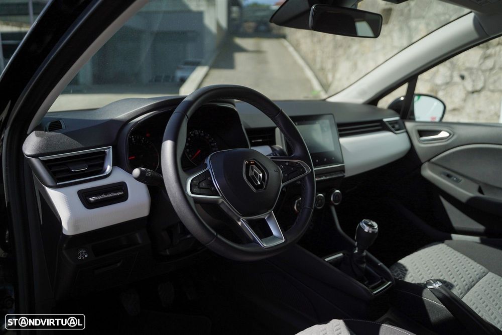 Renault Clio 1.0 TCe Evolution Bi-Fuel - 28