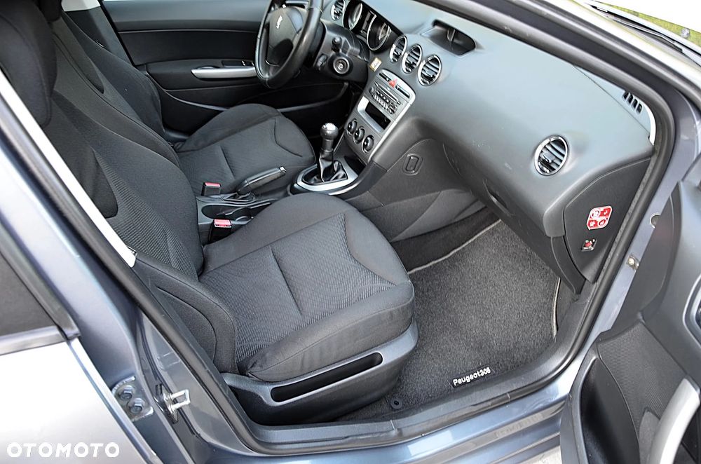 Peugeot 308 120 VTi Platinum - 23