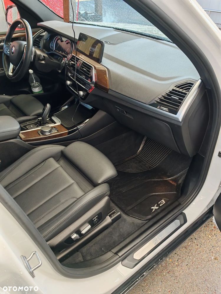 BMW X3 xDrive28i xLine - 10