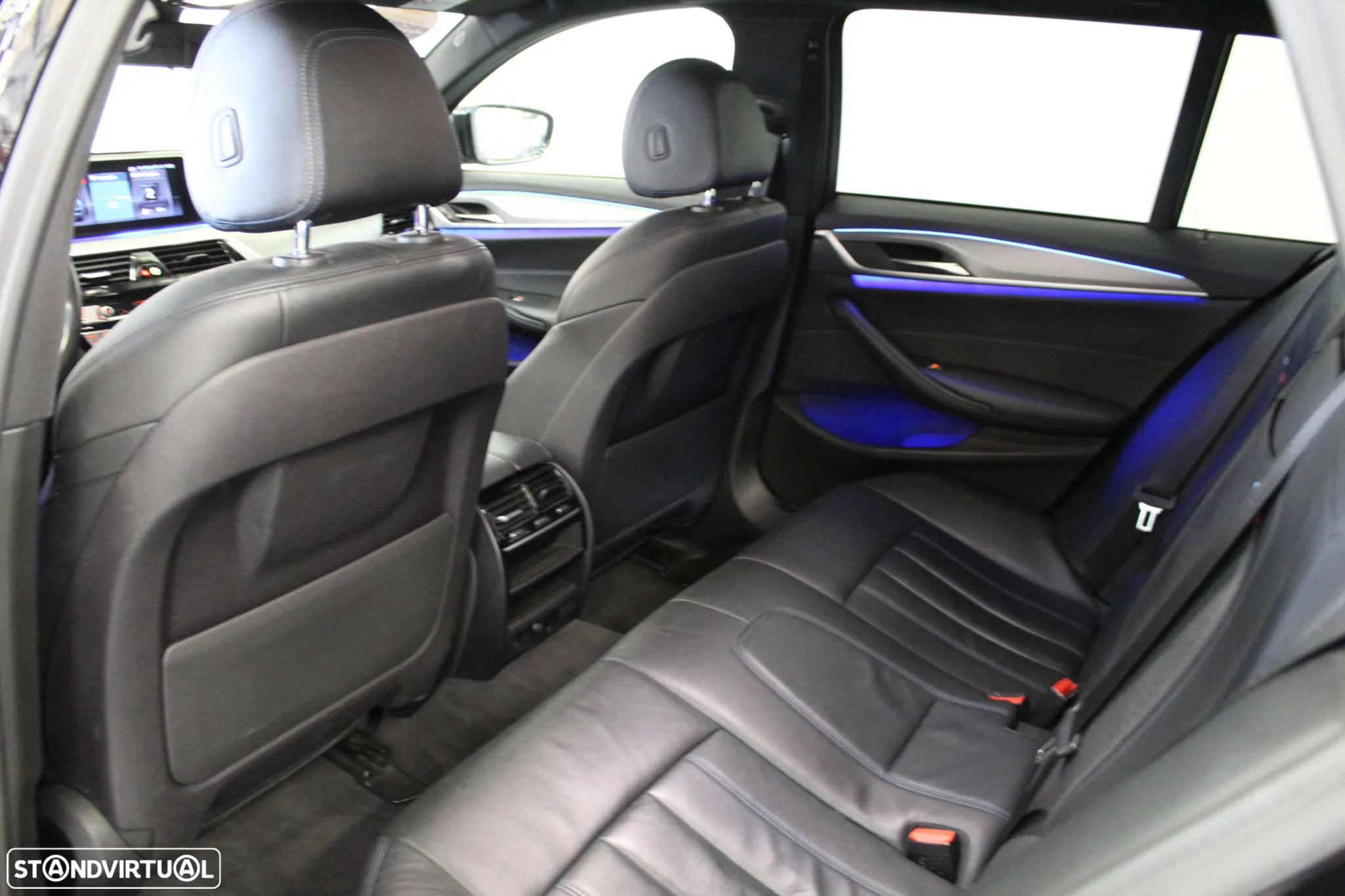 BMW 520 d Pack Desportivo M Auto - 21