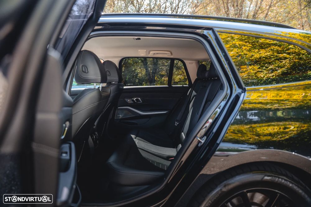 BMW 330 e Aut. - 19