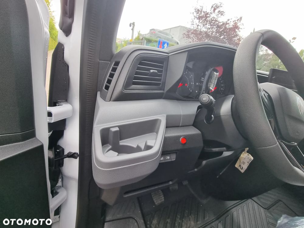 Renault Master - 18