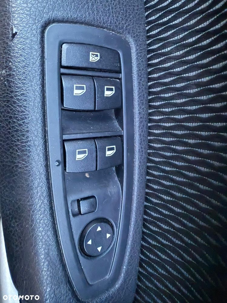 BMW Seria 1 118d DPF Edition Sport - 10