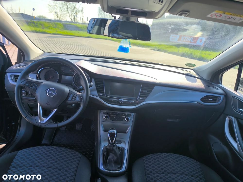 Opel Astra - 11