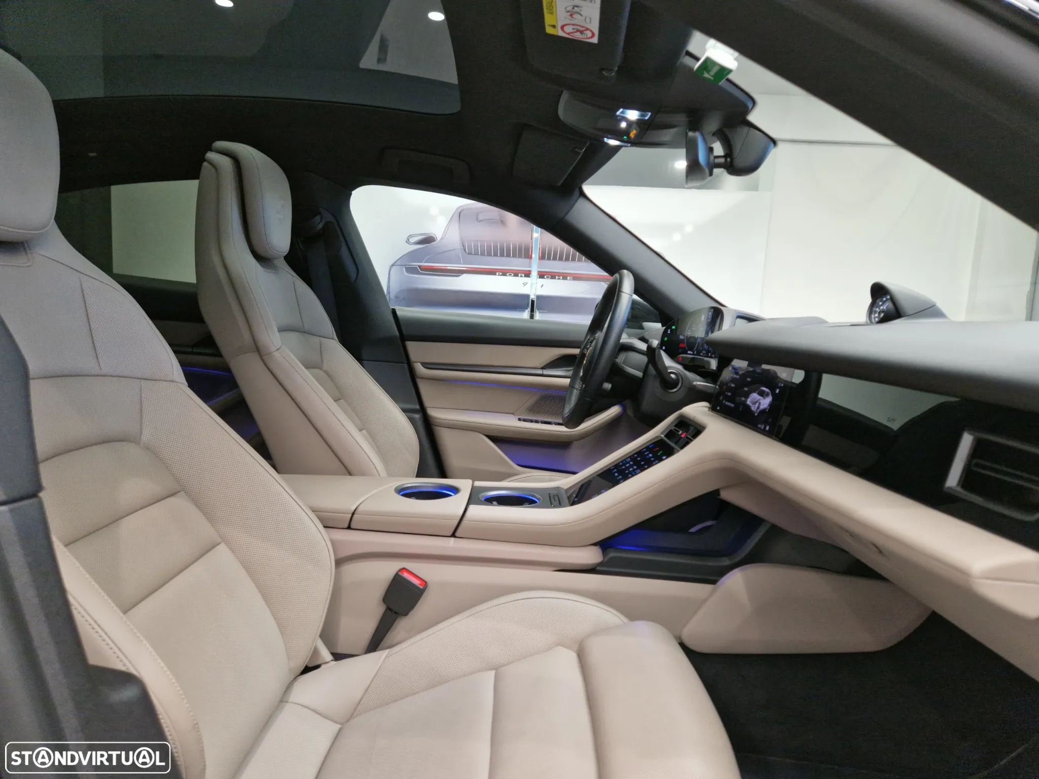 Porsche Taycan Standard - 21