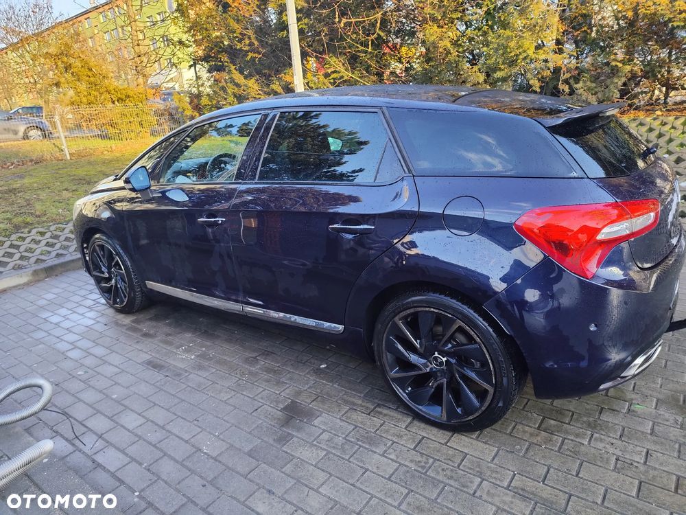 DS Automobiles DS 5 - 5
