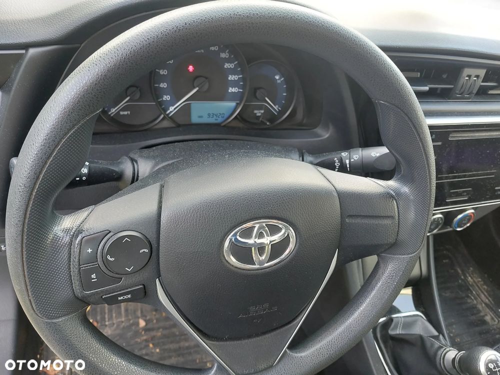 Toyota Corolla 1.33 Active - 6