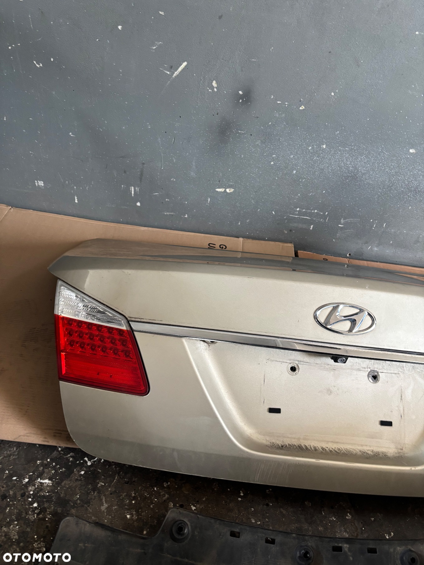 Hyundai Genesis kompletny tył zdrzak klapa lampy - 3