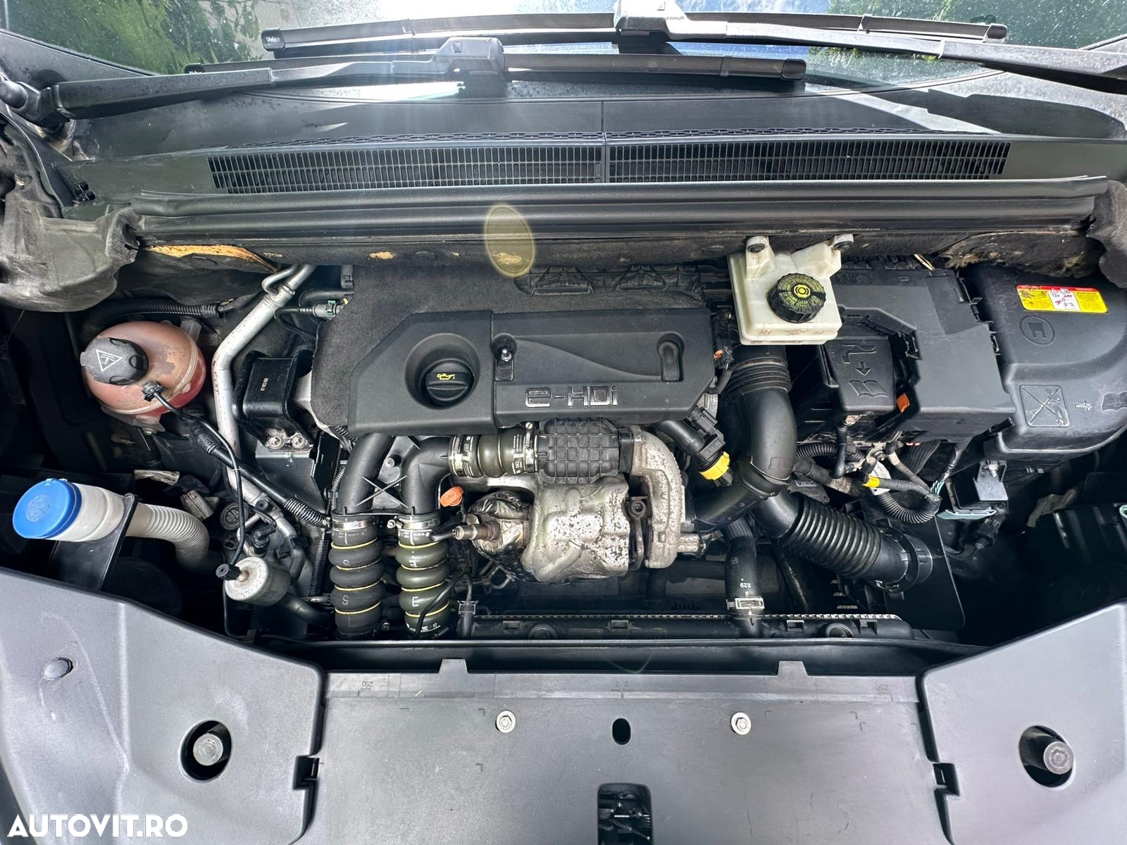 Citroën DS5 e-HDi 110 EGS6 Chic - 6