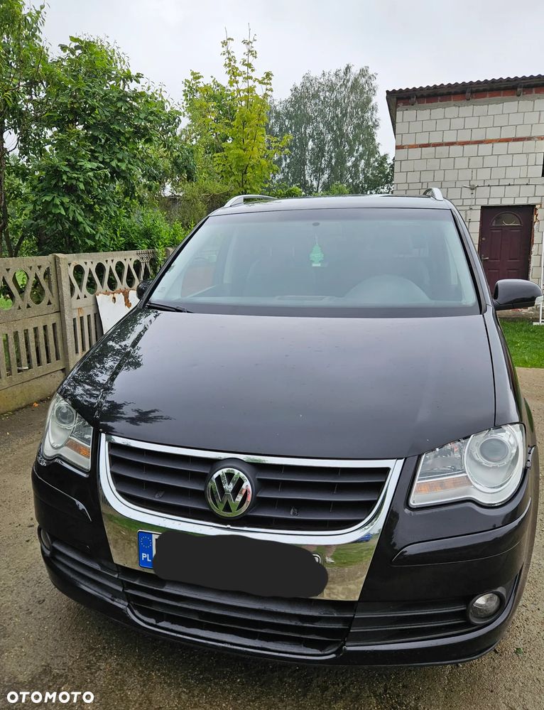 Volkswagen Touran - 3