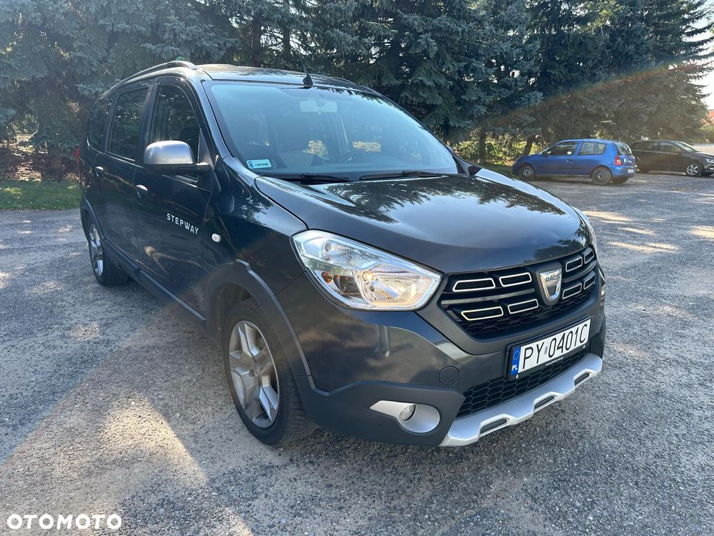Dacia Lodgy 1.5 Blue dCi Stepway S&S - 3